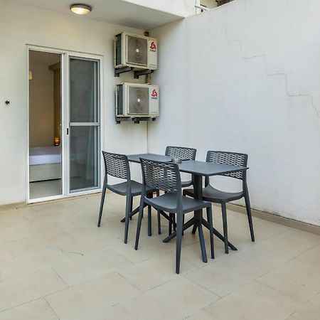 Superb 3Br Apt Close To Seafront グジラ 部屋 写真